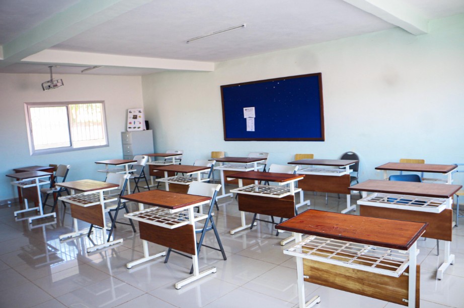 Holy Cross International College